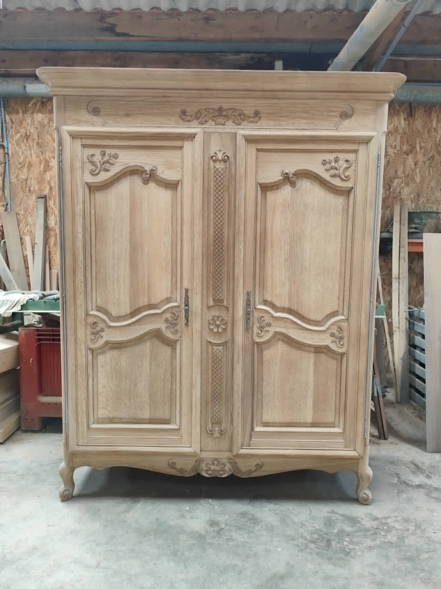 Antique oak cupboard