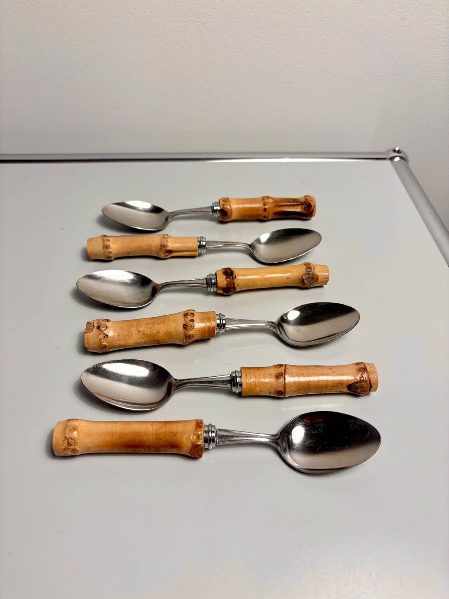 Lot de 6 cuillères à dessert vintage à manches bambou