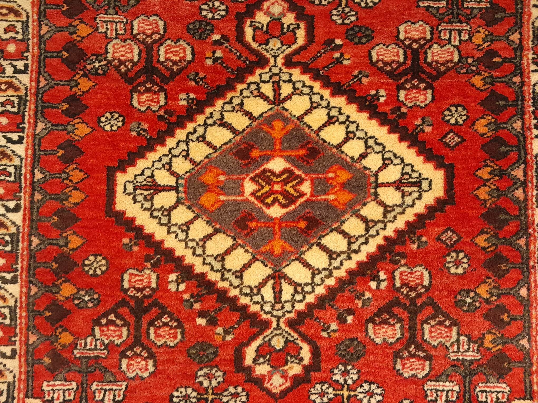 Handmade Persian Hamadan rug 192x129cm