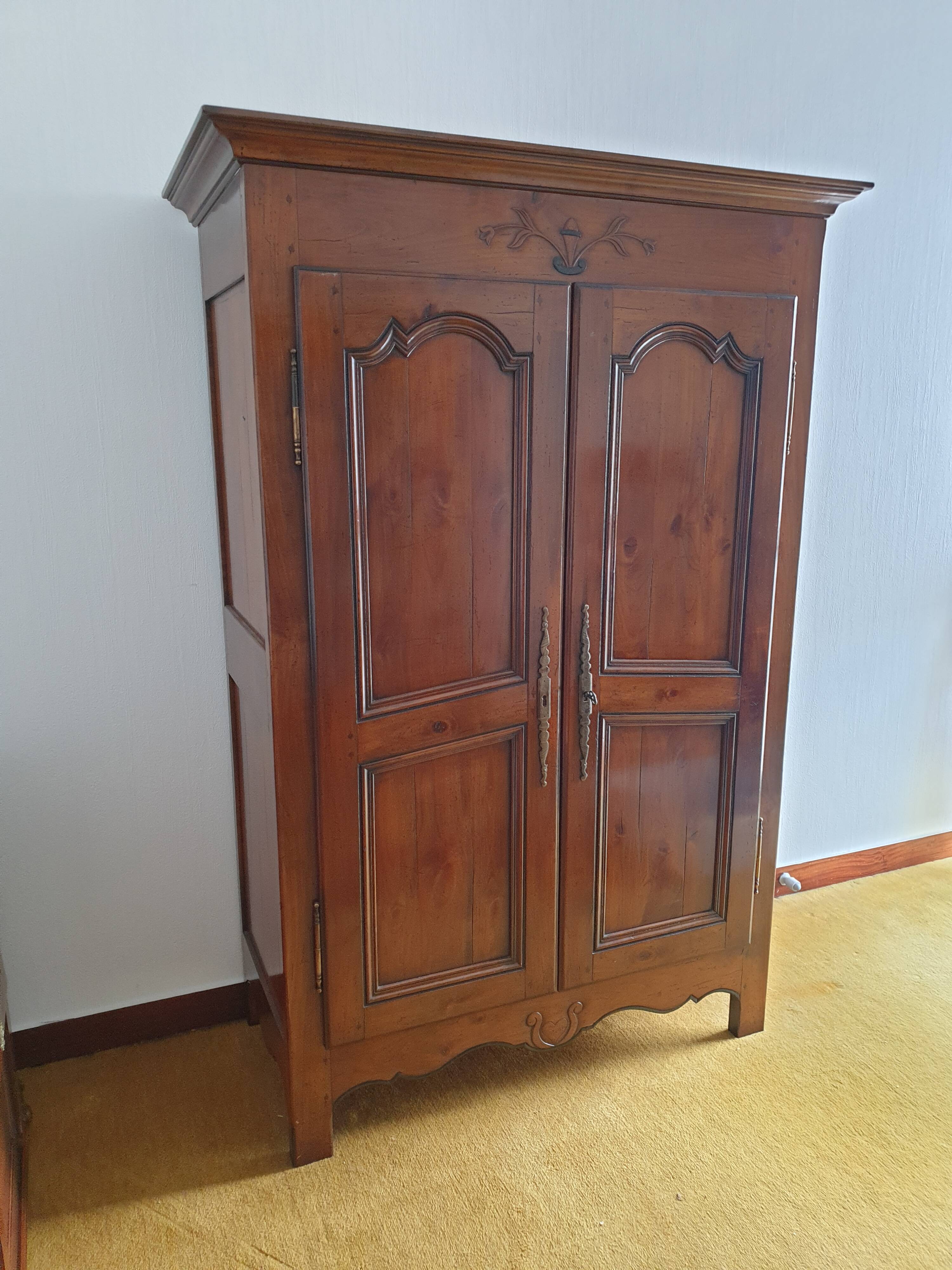 Wardrobe 2 doors cabinetmaking