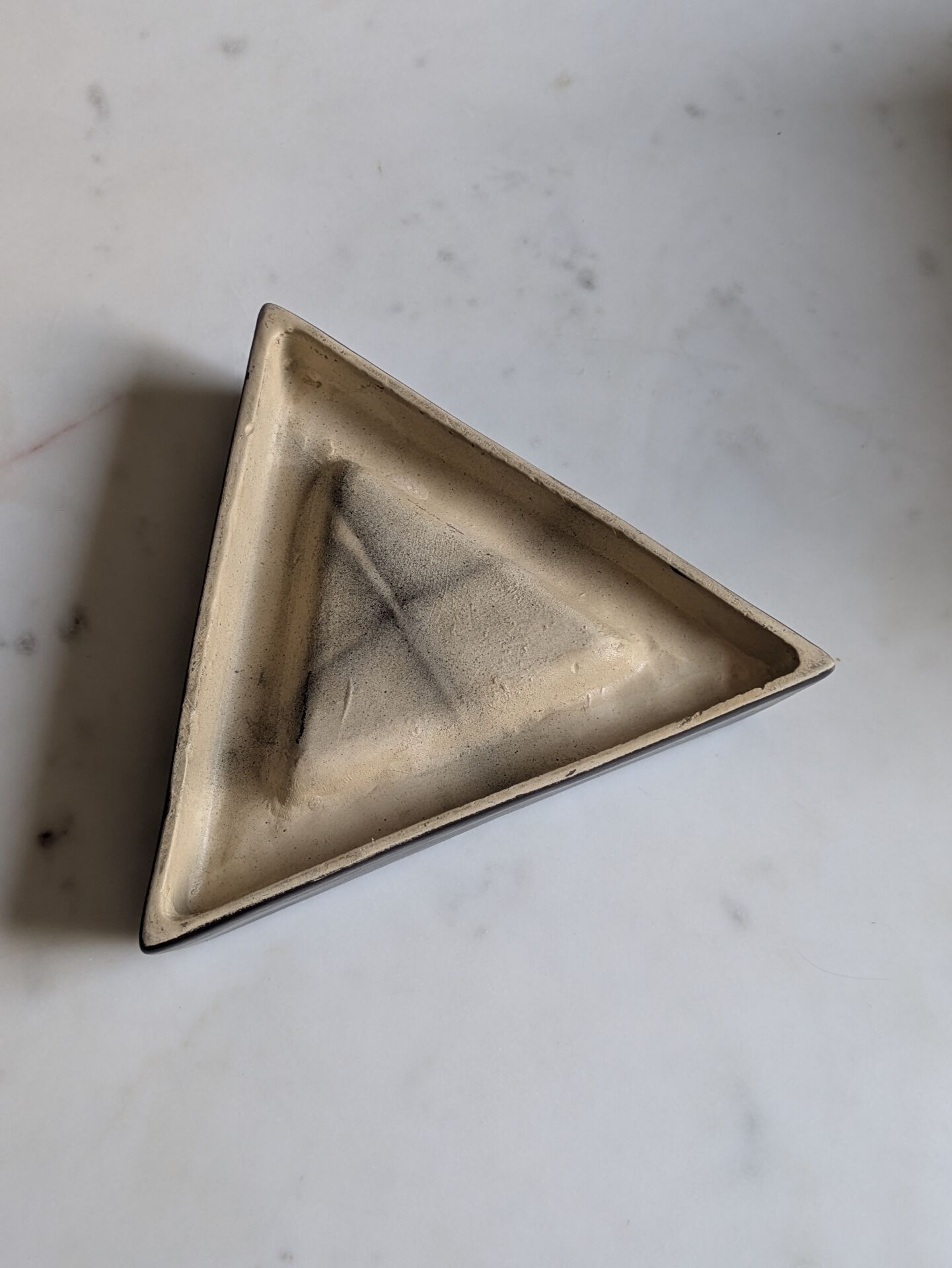 Vintage ashtray from the 70s/80s.