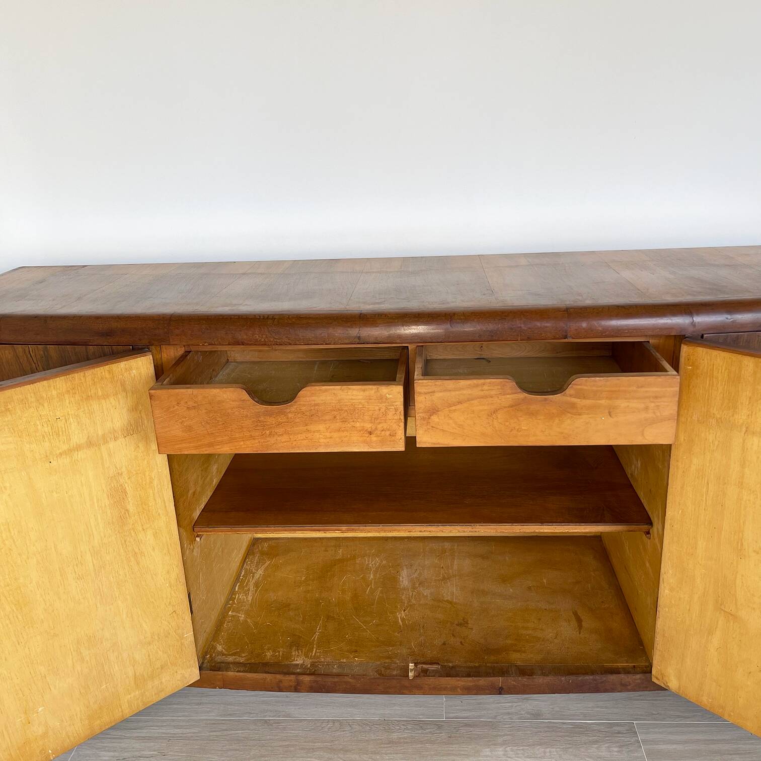 Impressionnant buffet Art déco italien des années 1920/1930