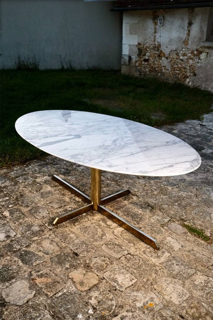 Super Malta marble and brass dining table, Roche Bobois, 1980s