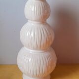 Totem vase faces in ceramic