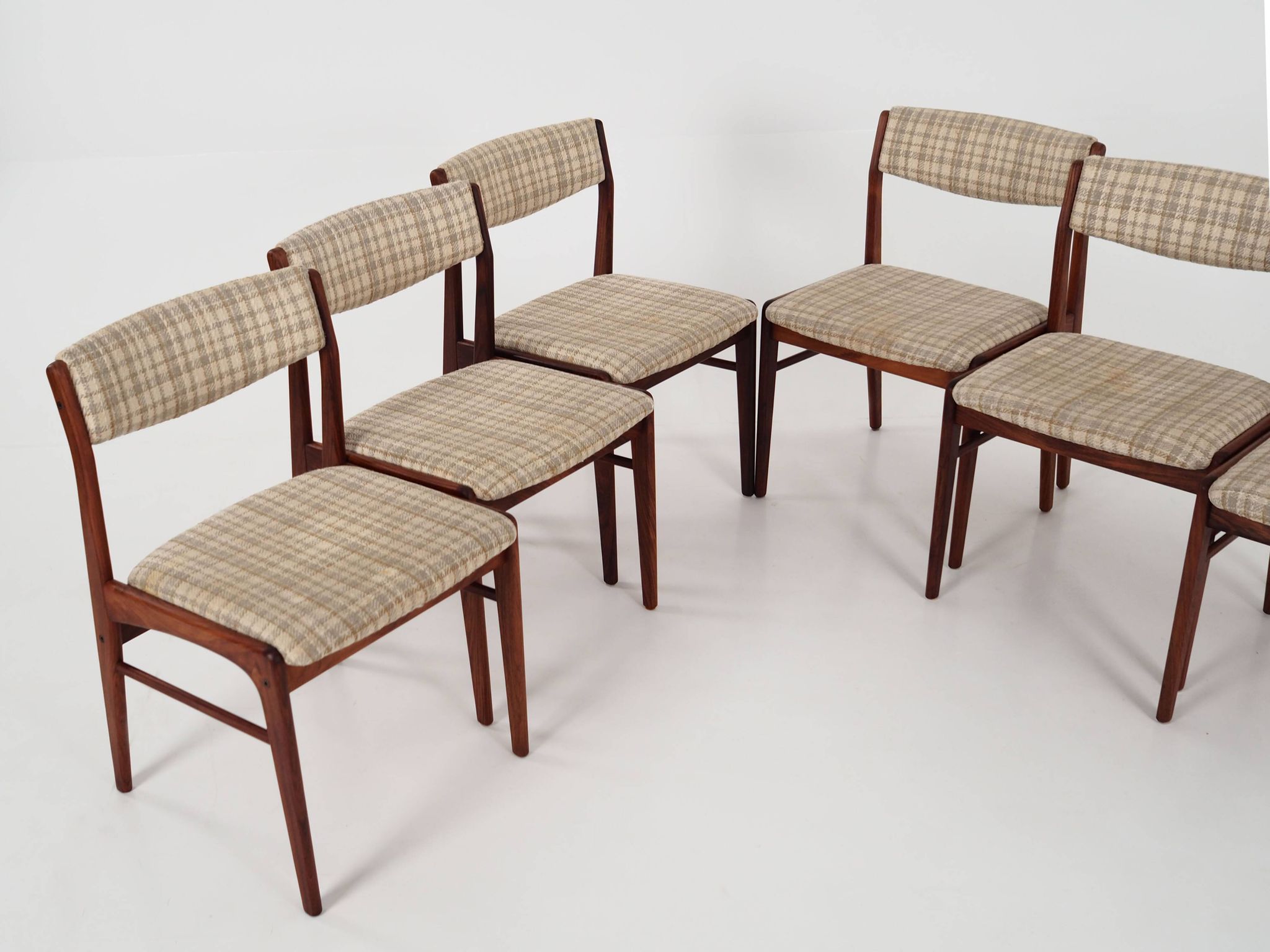 Set of six rosewood chairs, Danish design, 1970s, manufactured by Thorsø Møbelfabrik