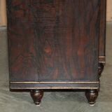 Regency 1810 library buffet in simulated hardwood with Chinese decoration.