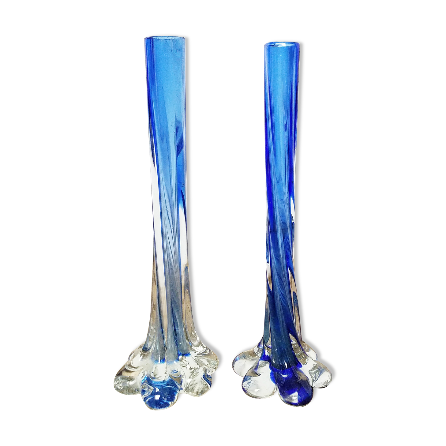 Blue soliflores vases