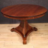Great 20th century mahogany table