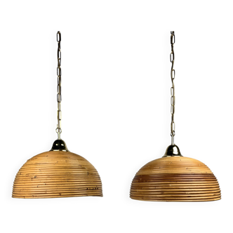 Paire de lampes suspendues italiennes du milieu du siècle en rotin, bambou et laiton,