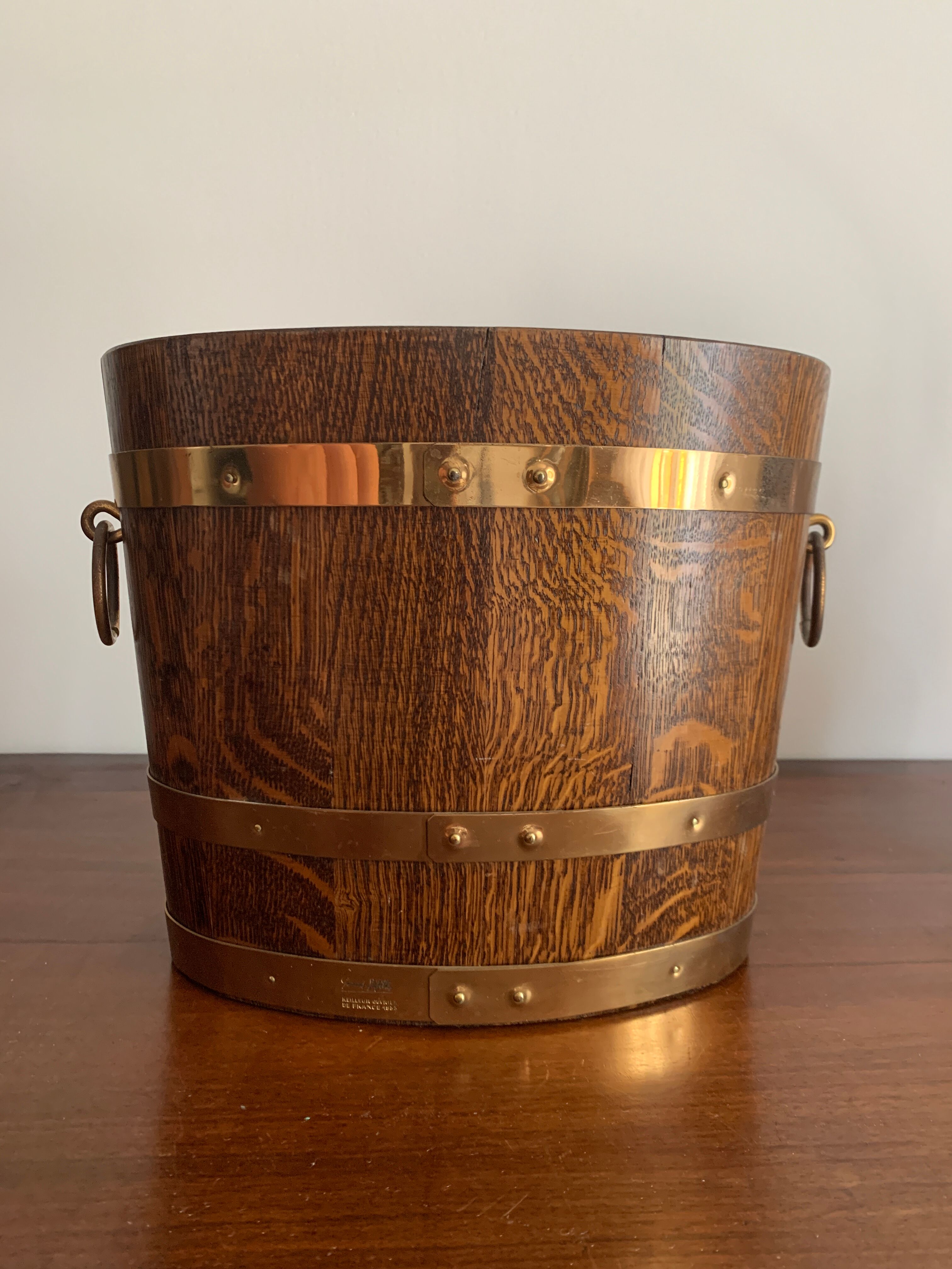 Oak and brass ice bucket Geraud Laffite Meilleur Ouvrier de France 1933