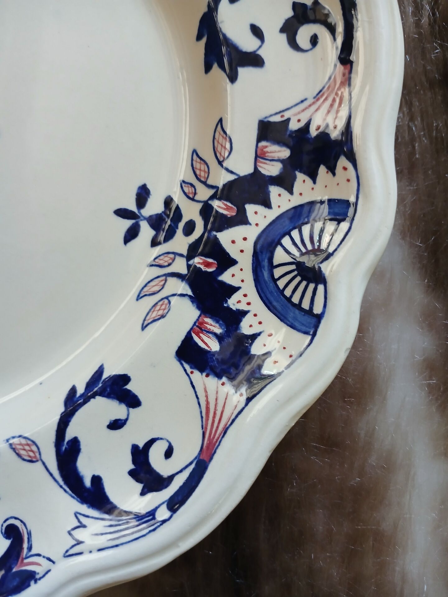 8 flat plates in Longchamp ironstone