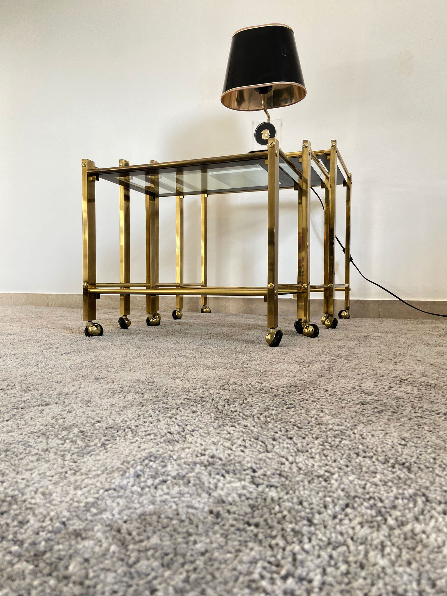 Trio of coffee tables "Nido" brass and glass Italy 70s