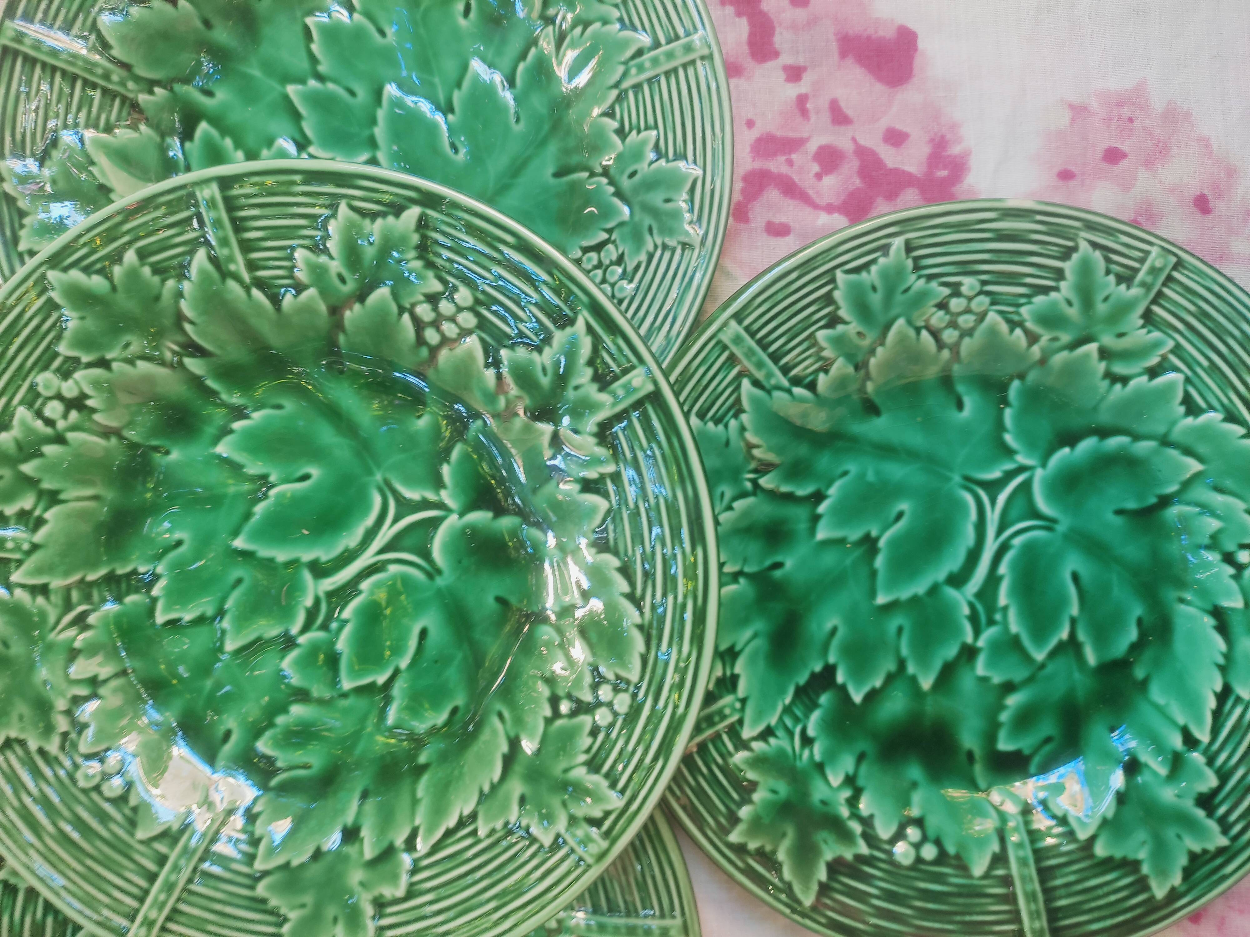 5 plates vine and basketry in slurry by Gien