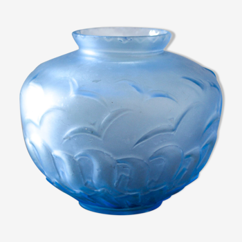 Vase en verre moulé décor marin années 50