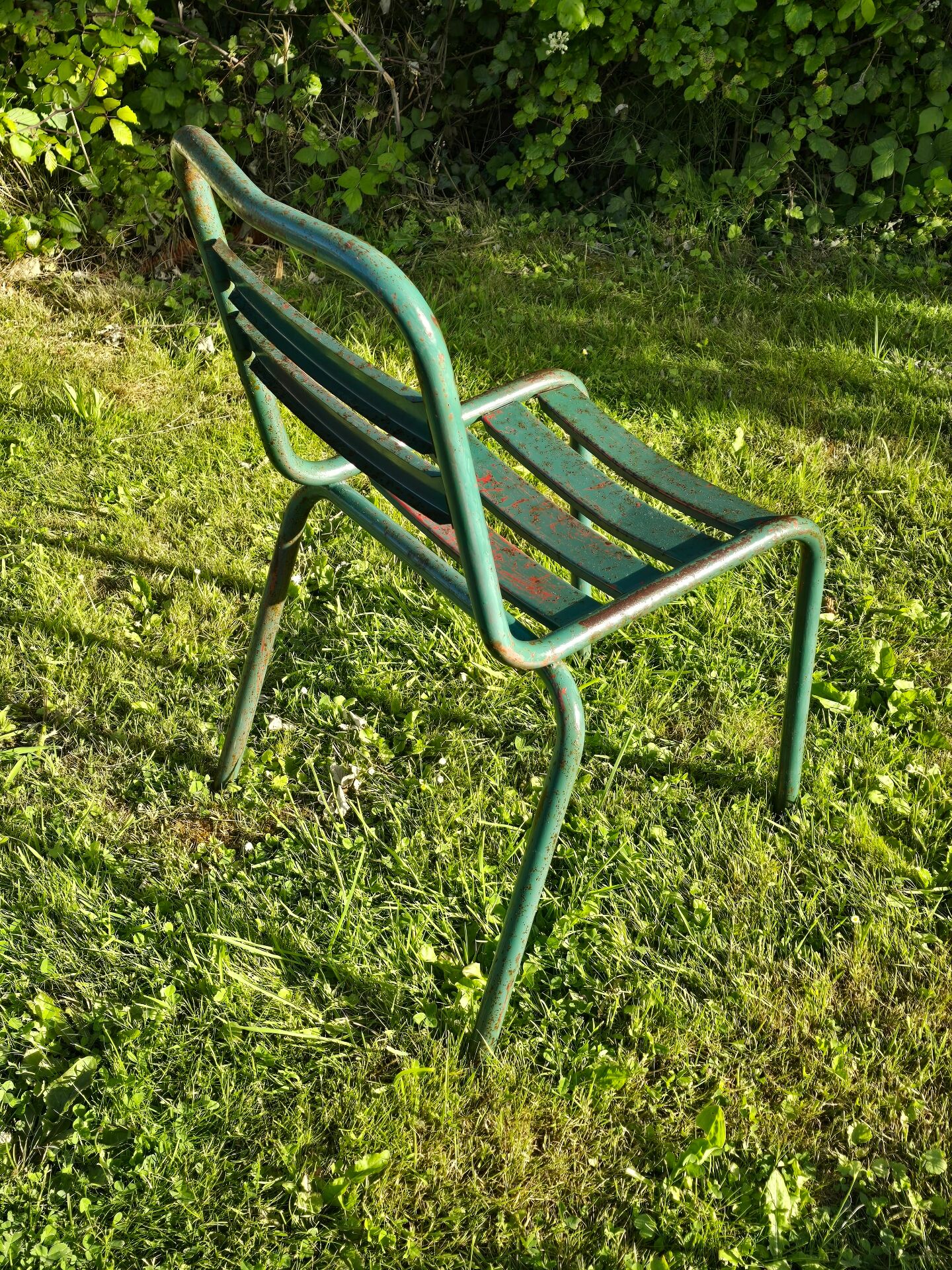 Chaise Tolix verte 1960