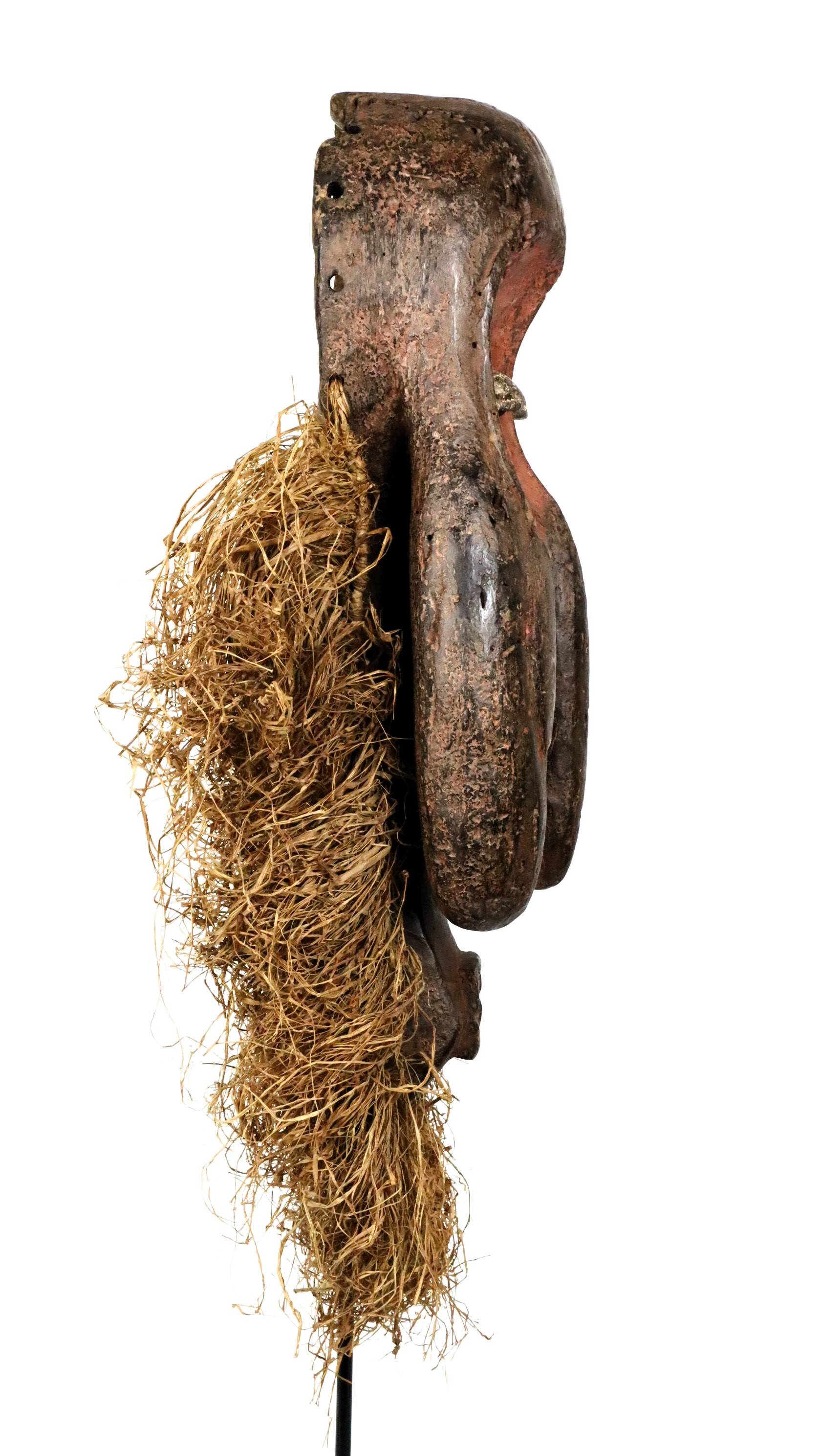 Suku-Yaka Kakuungu Congo mask