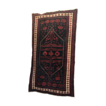 Tapis persan 184x110