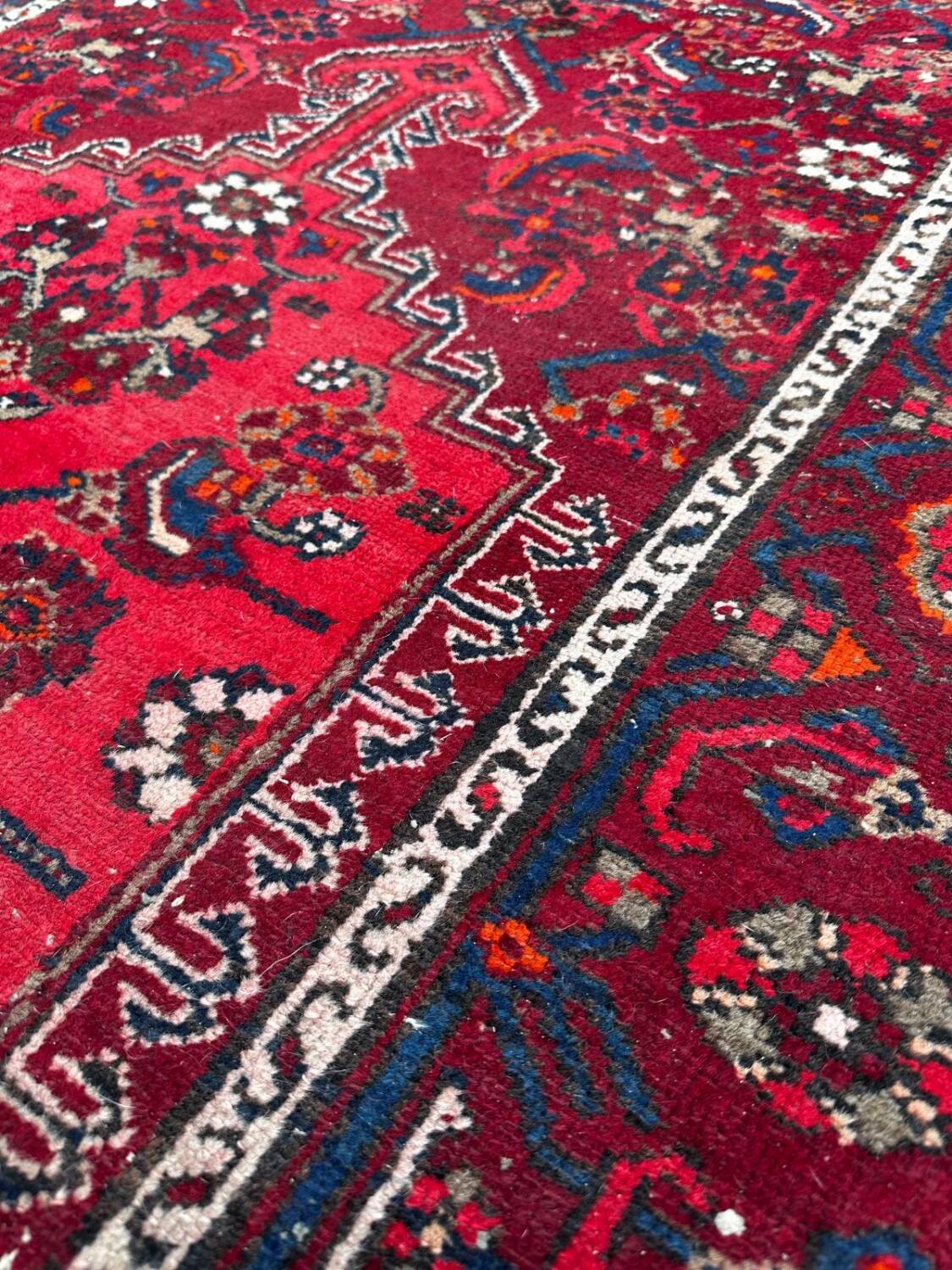 Hamadan Persian Rug