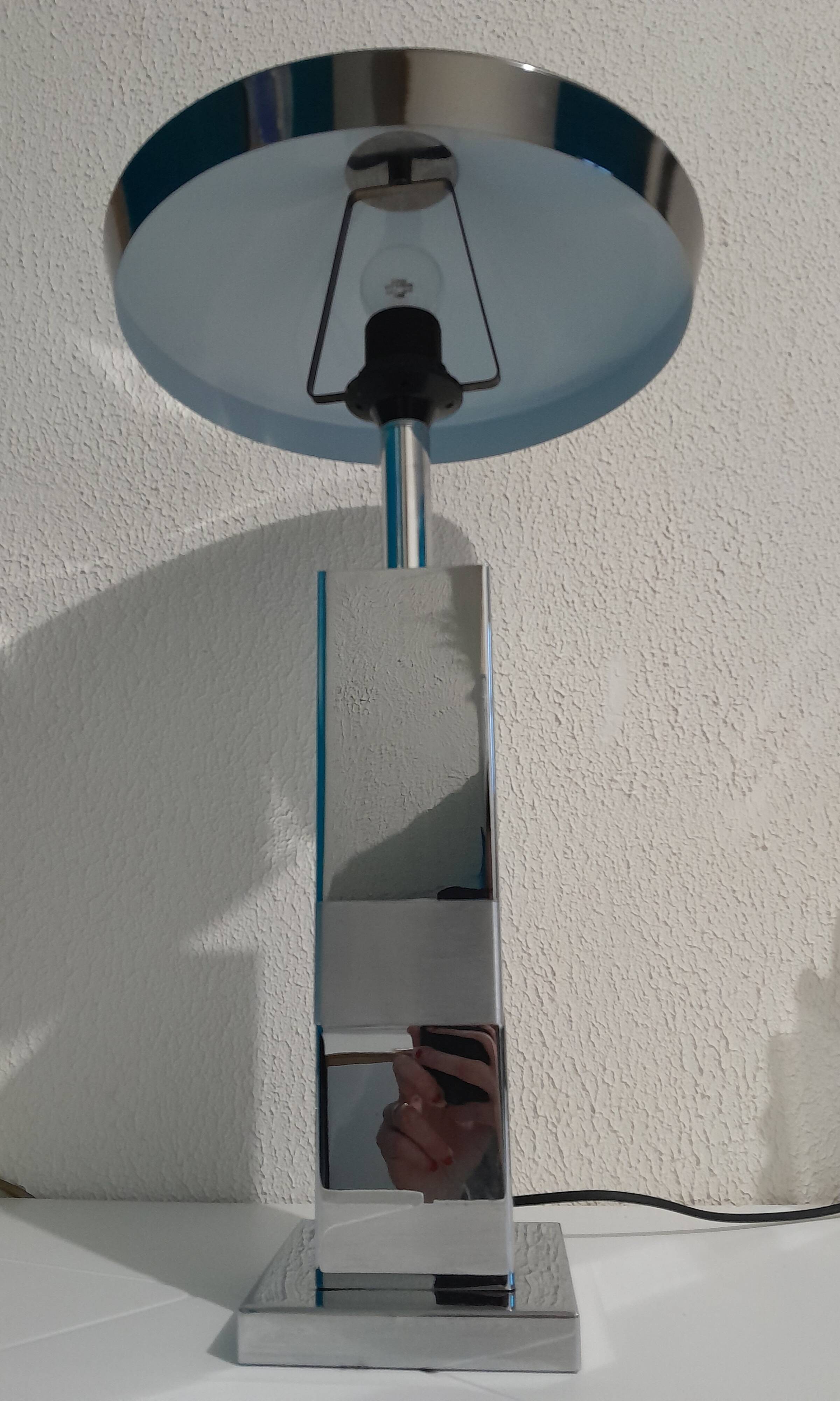 Grande lampe en acier chromé vintage 1990