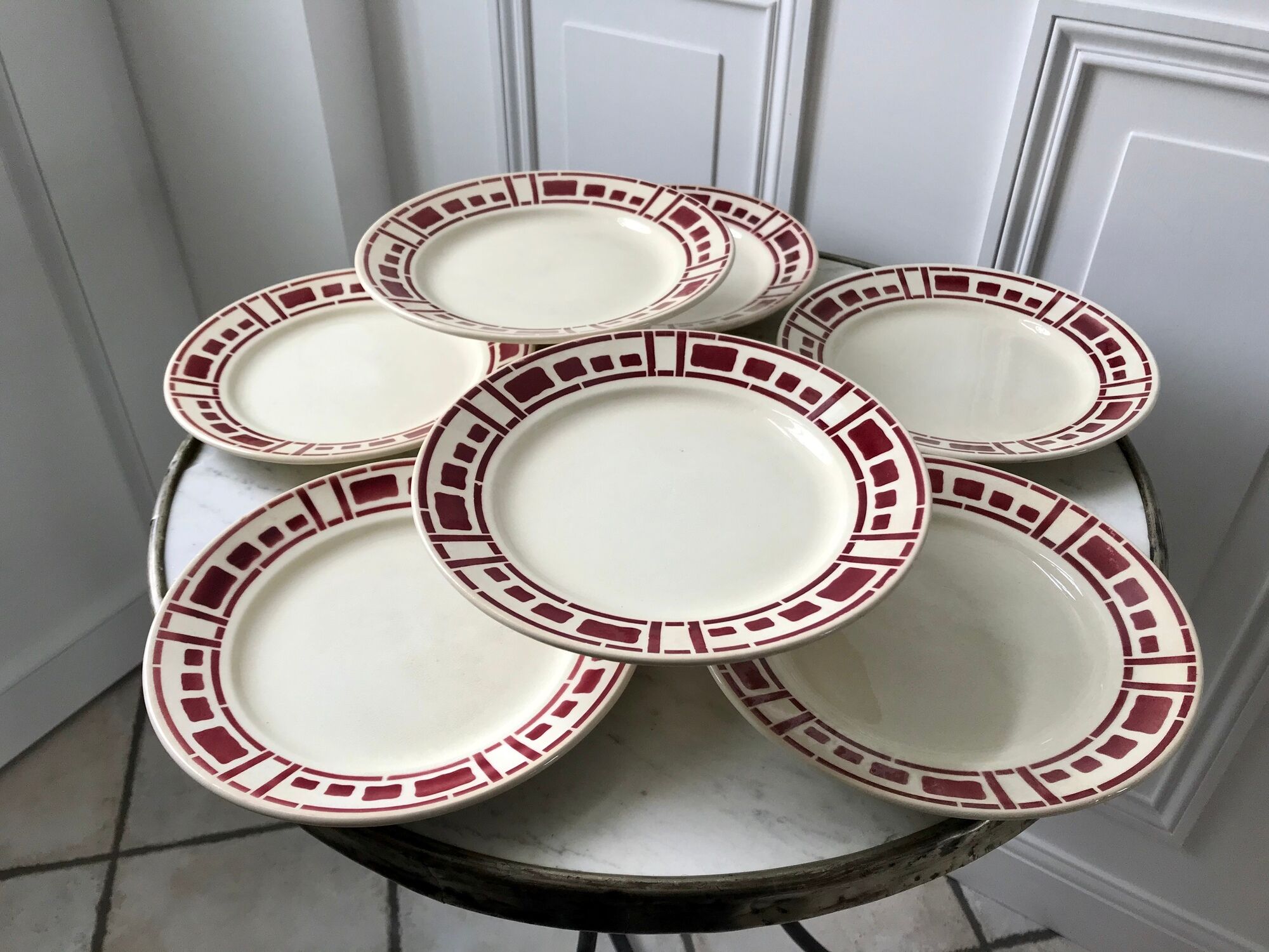 Lot de 7 assiettes plates Badonviller modèle "Barbizon" années 30