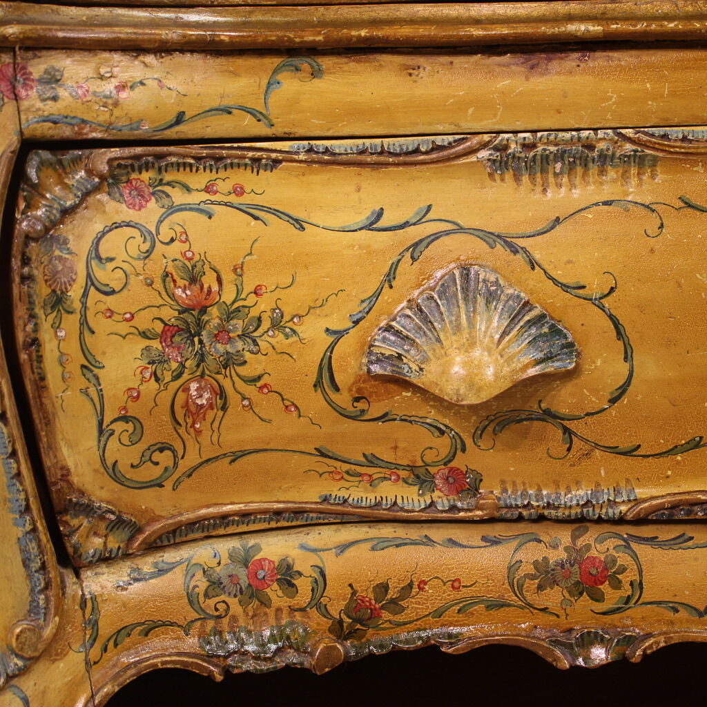 Wardrobe in Venetian style from the 60s