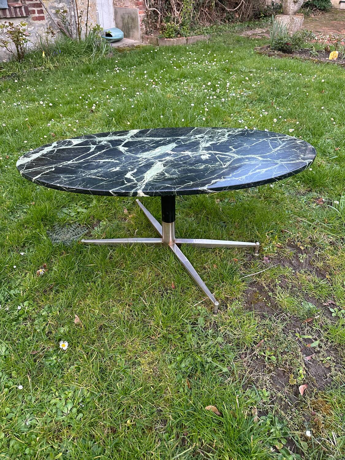 Marble coffee table by Michel Kin for Arflex