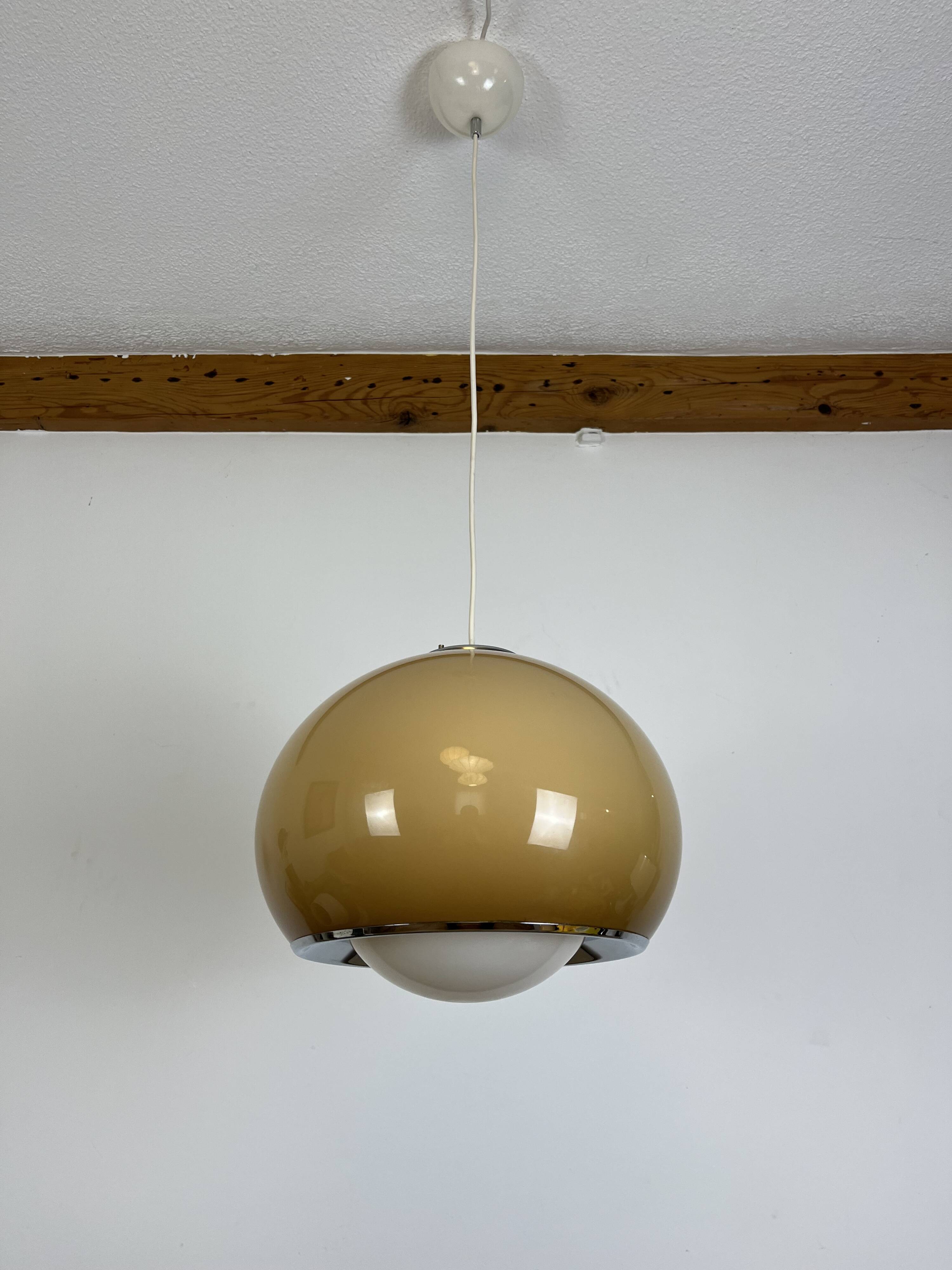 Guzzini pendant light model Jolly by Luigi Massoni, space age 70's style