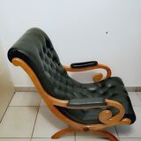 Chesterfield model Victoria chair in dark green leather