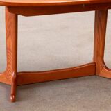 Scandinavian table