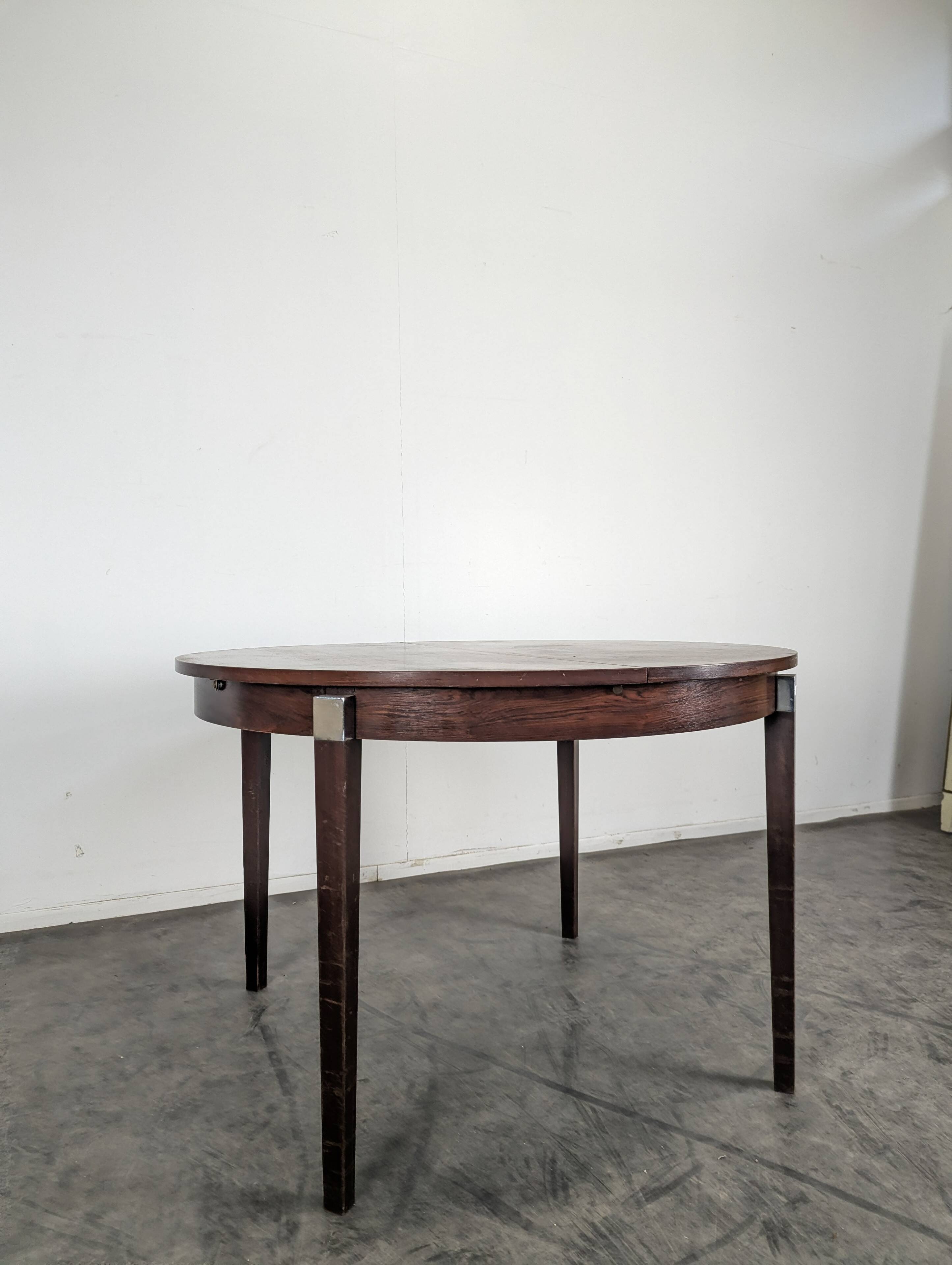 Scandinavian table in rosewood