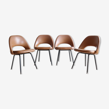 Suite of 4 Conference chairs by Eero Saarinen for Knoll of the 50s