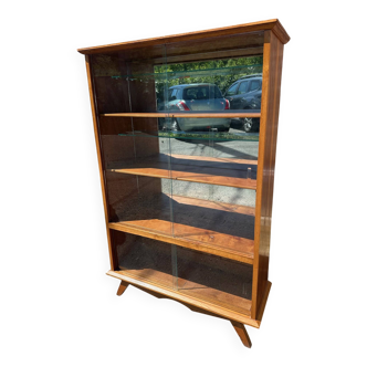 Vintage showcase