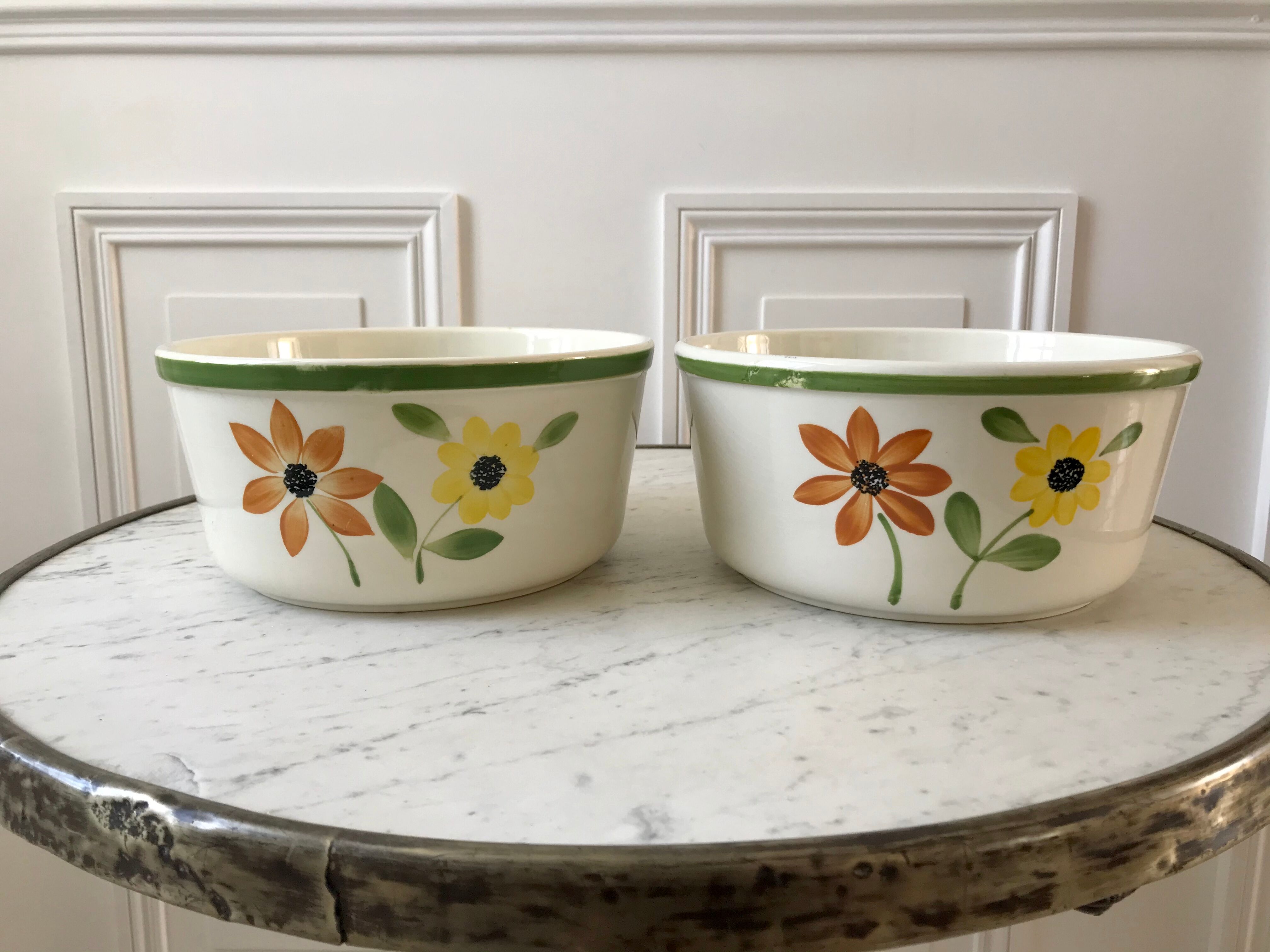 Duo of Gien flower bowls hand painted 60s-70s