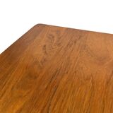 Table basse scandinave en teck massif par Yngvar Sandström - 1960