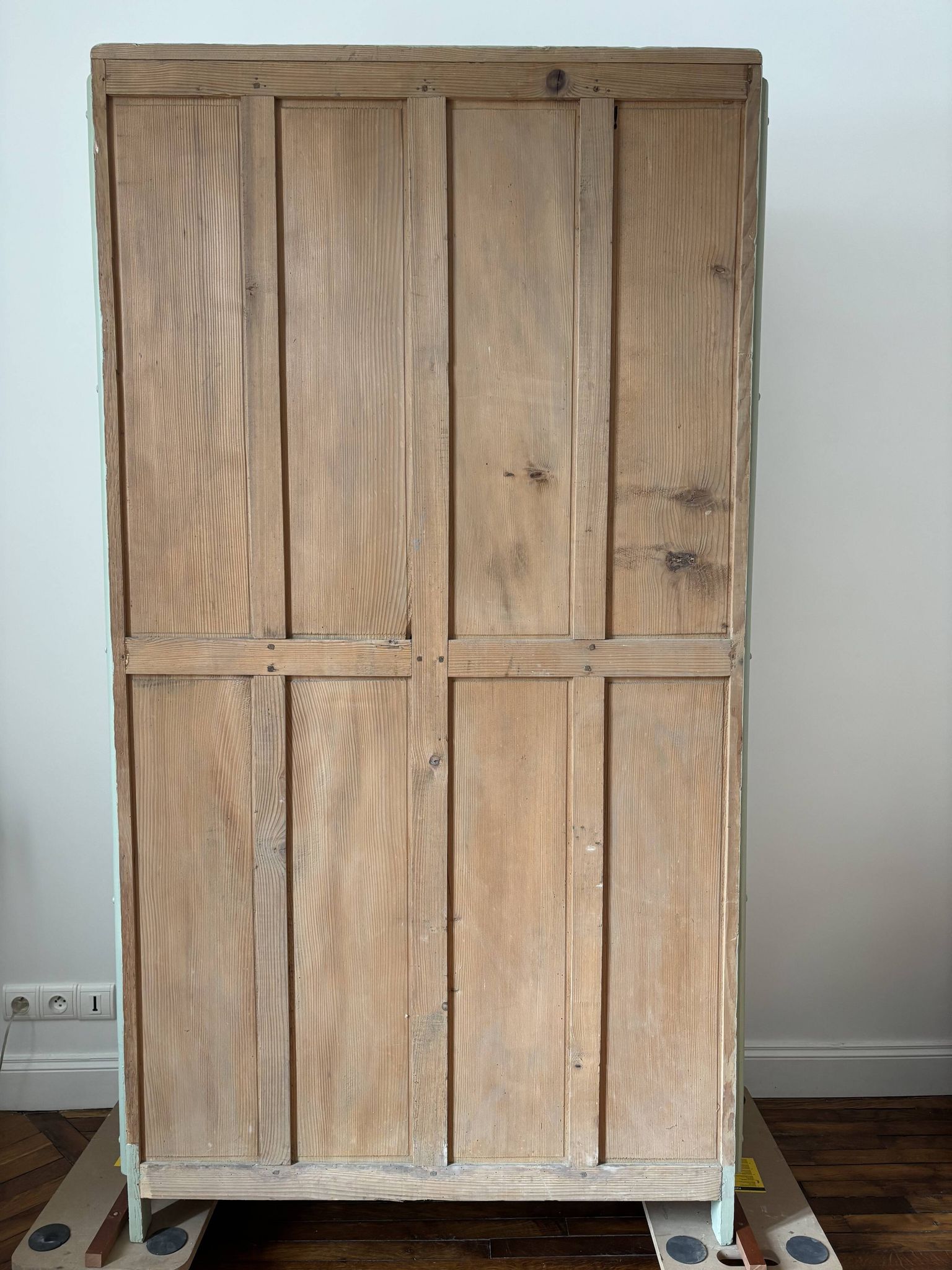Armoire Parisienne