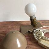 Mushroom clip lamp
