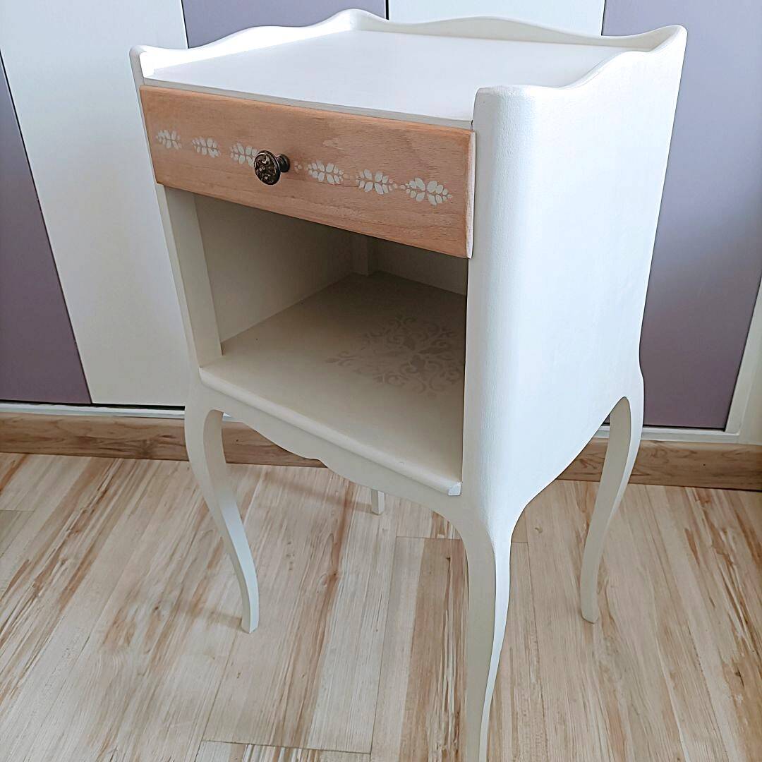 Restored vintage bedside table - Scandinavian style - unique piece