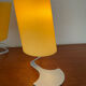 Paire de lampes design en opaline jaune et métal
