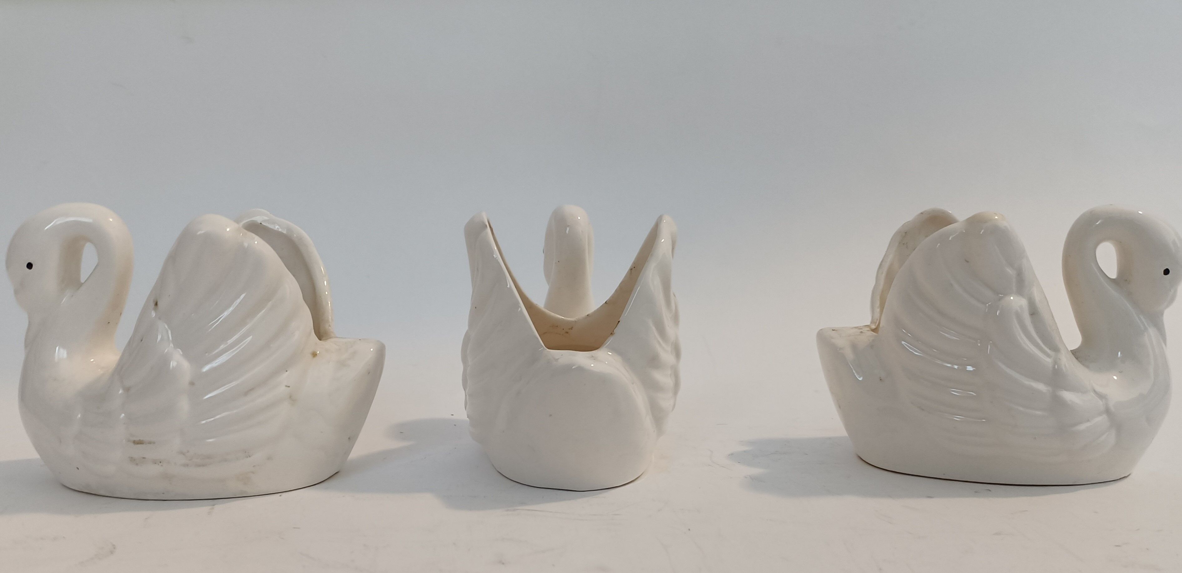 White porcelain swan table planters 1950/1960.