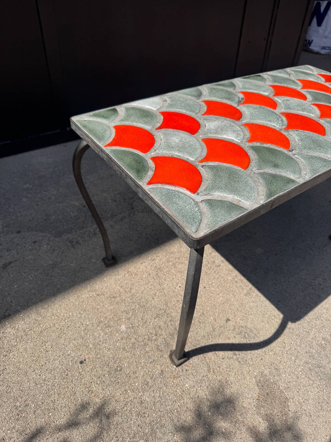 Ceramic coffee table with scales from the 1950s.
