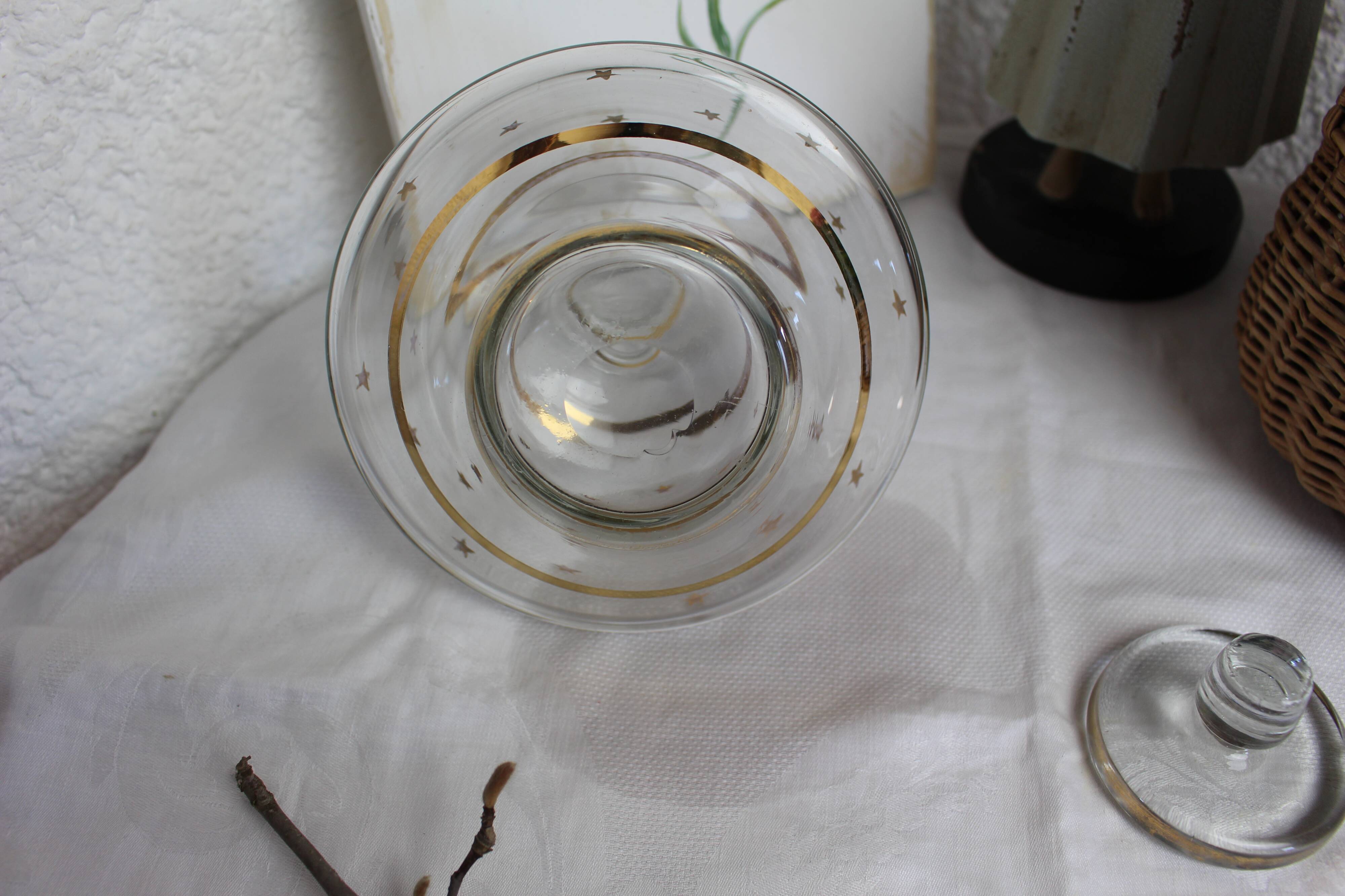 Carafe en verre avec  étoiles dorées
