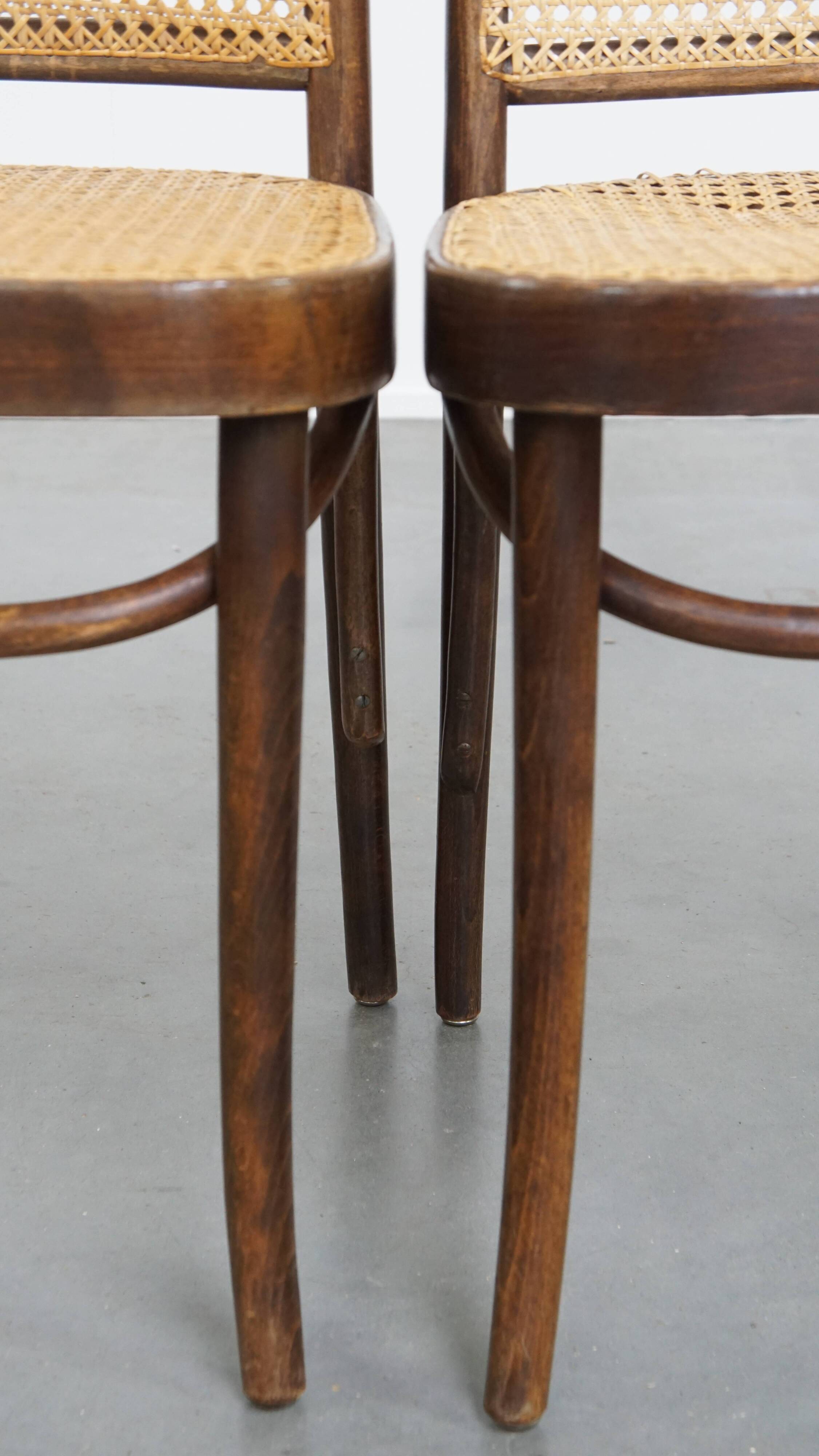 Ensemble de 2 chaises de bistrot avec structure en bois