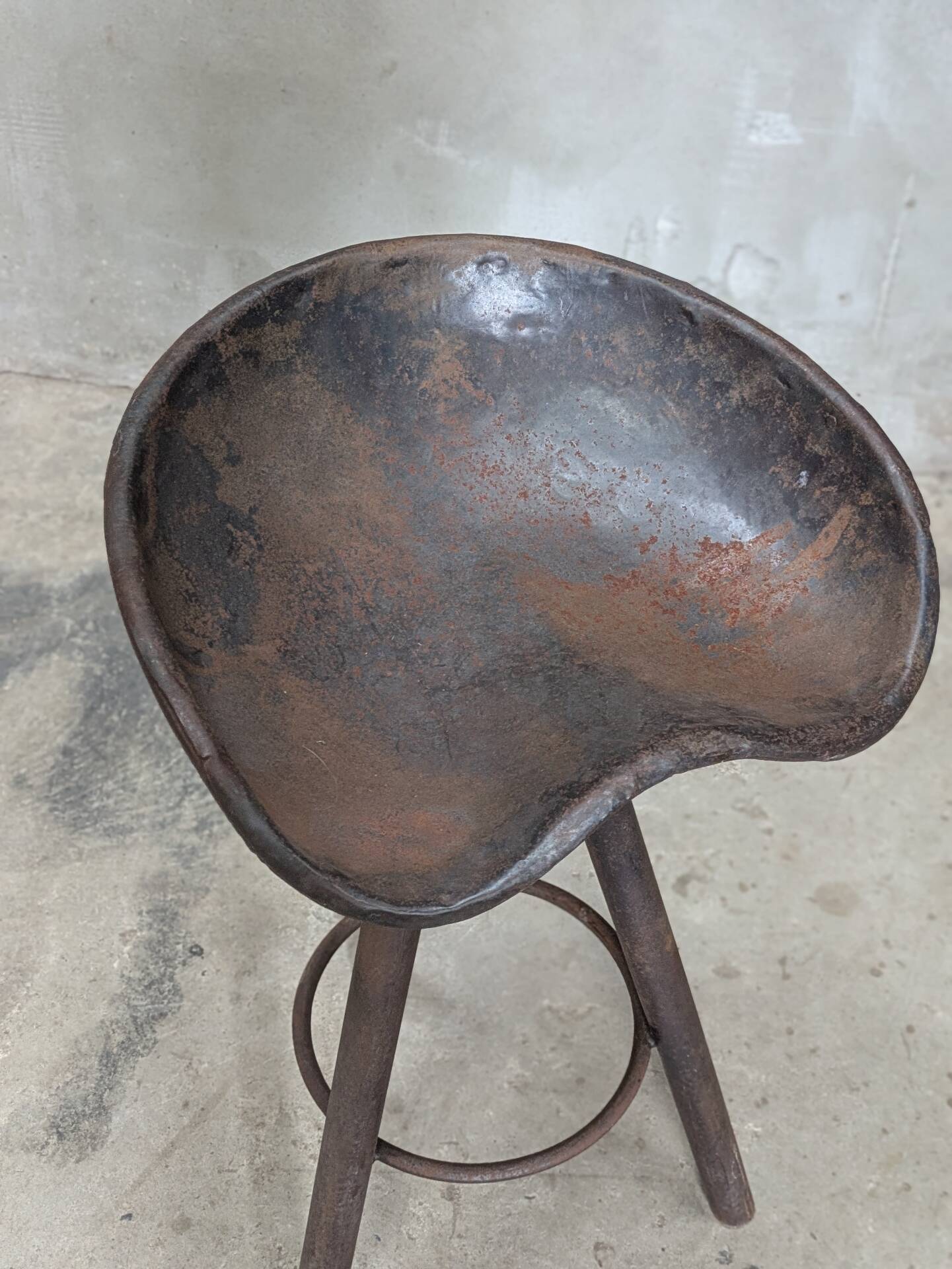 Industrial swivel stool