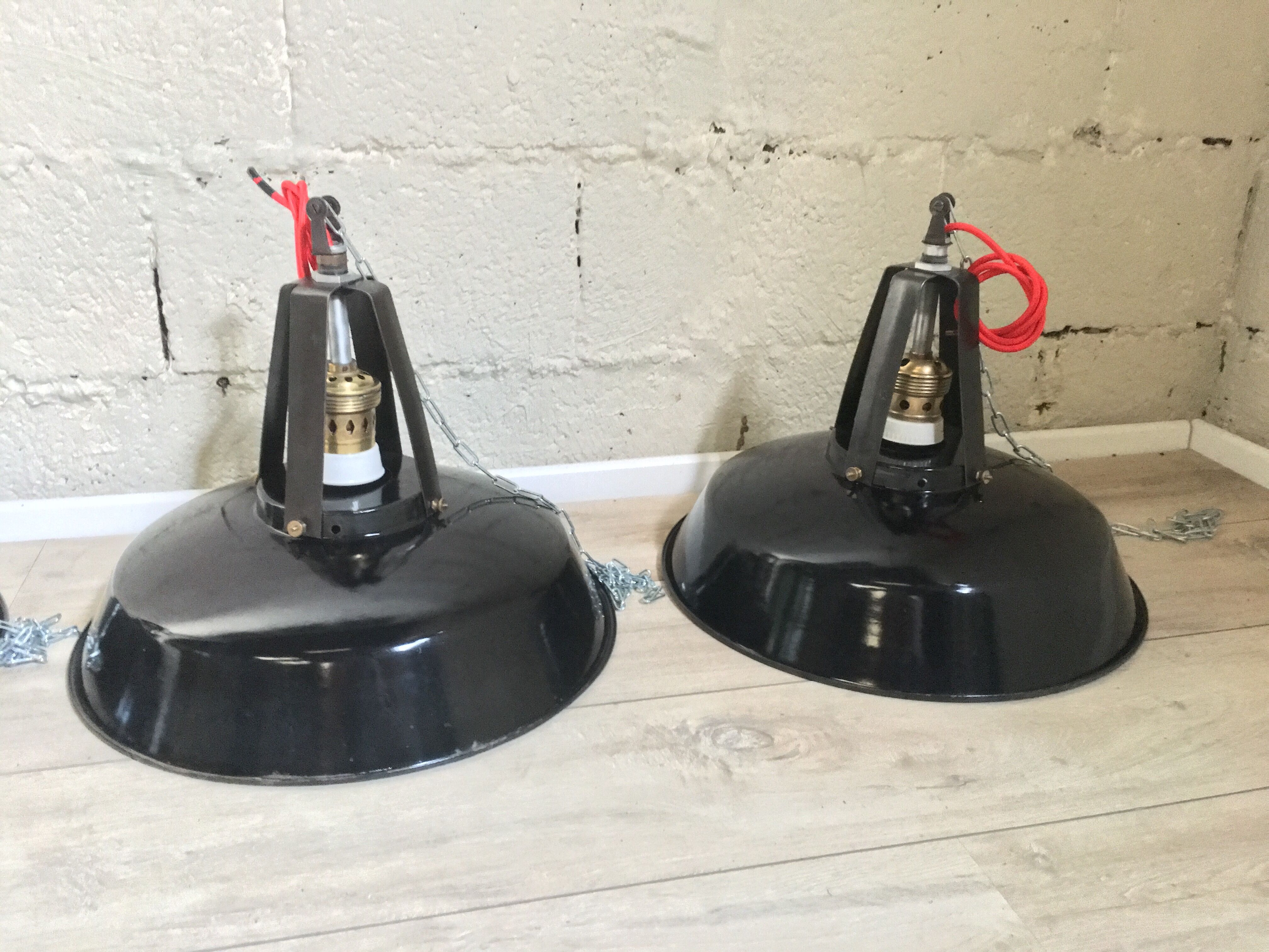Série de 4 lampes émaillées industrielles
