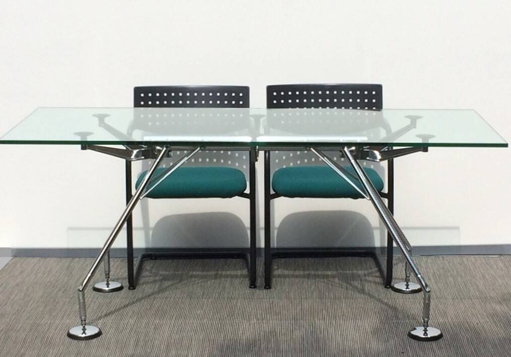 Pair of Visavis chairs by Antonio Citterio for Vitra. Vintage 90s.