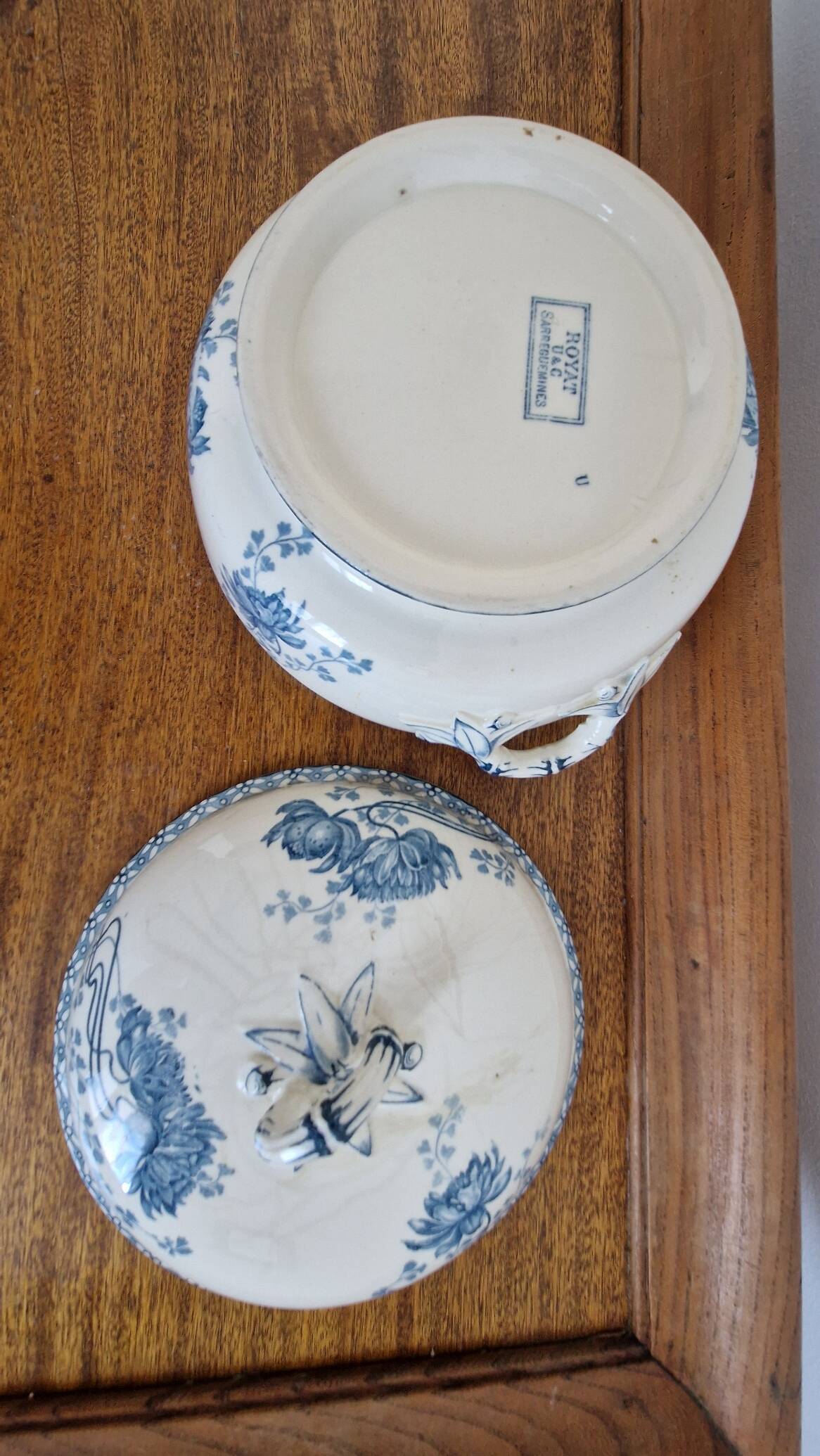 Soup tureen Sarreguemines Royat U&C