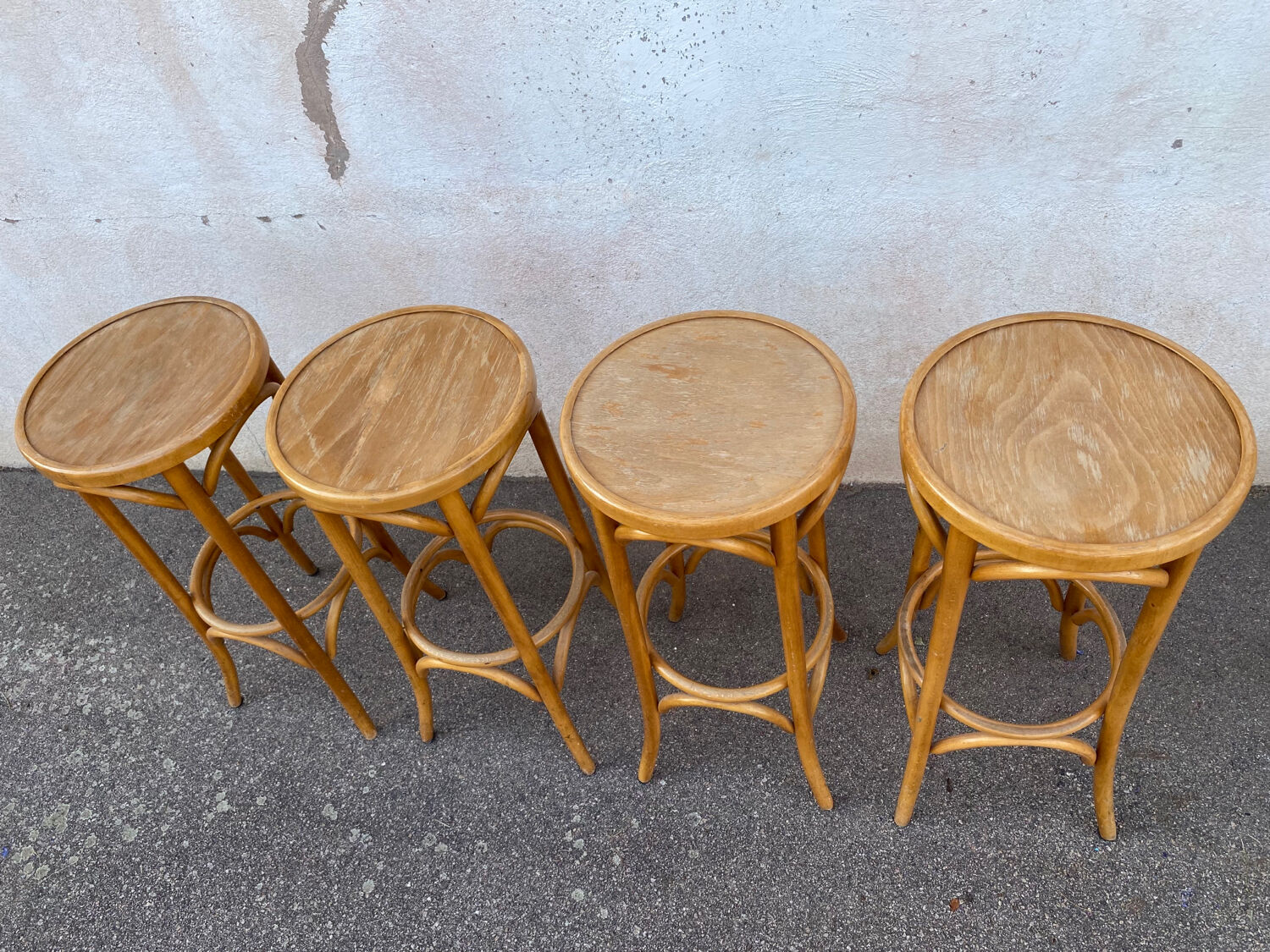 Set of 4 bistro stools