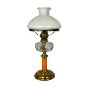 Lampe à pétrole en