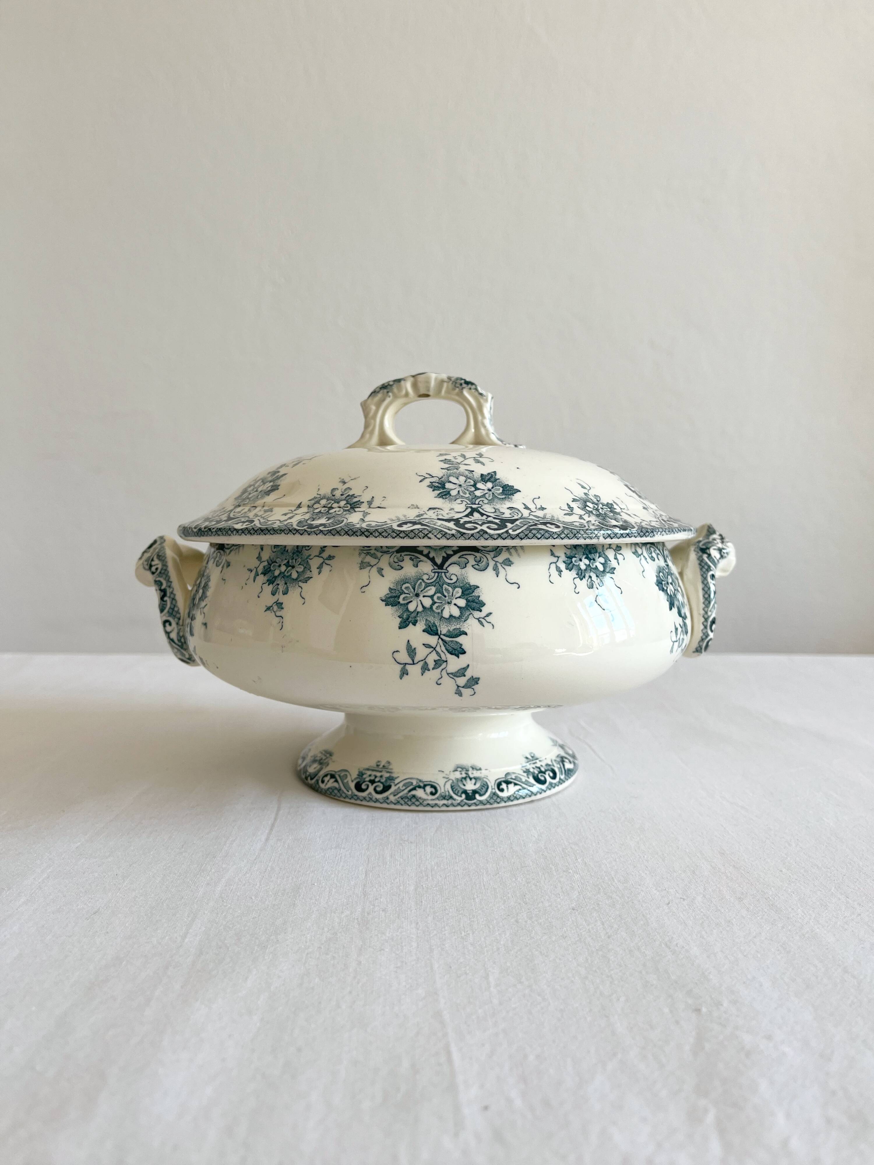 Iron earth tureen Primrose, Saint Amand and Hamage