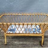 Nursery basket for green plants